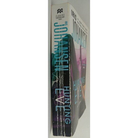 Hunting Eve by Iris Johansen Suspense Thriller Novel Eve Duncan Series - Picture 3 of 3